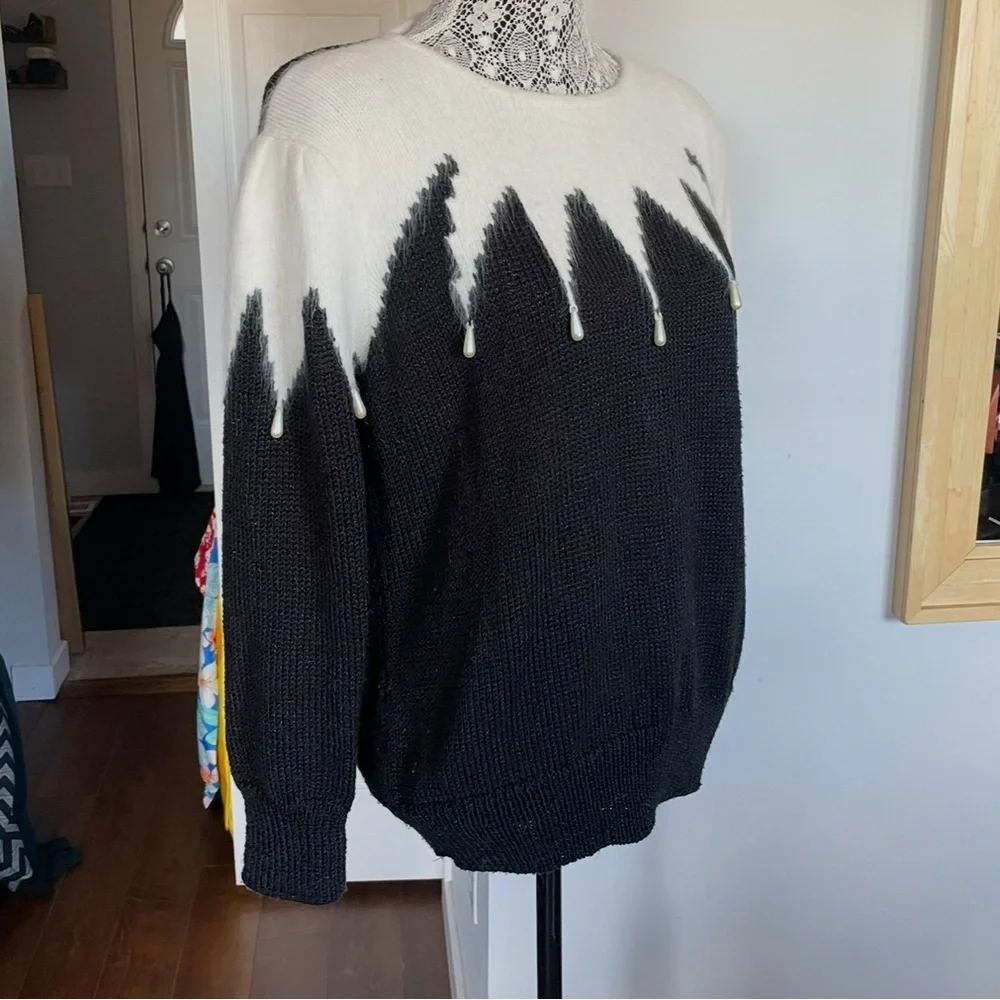 Vintage Wool/Angora Fur Blend Pearl Apres Ski Cozy Knit Sweater.Small/Medium - Picture 4 of 5